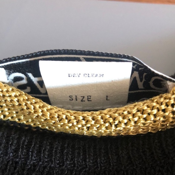 VINTAGE 70s 80s San Remo by Laura Knits Black Gold Stripe Short Sleeve Sweater - Picture 8 of 8